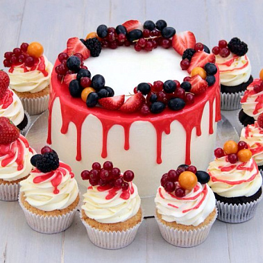 Торт глазурь и ягоды купить - воткинск.сладкоежкин.рф